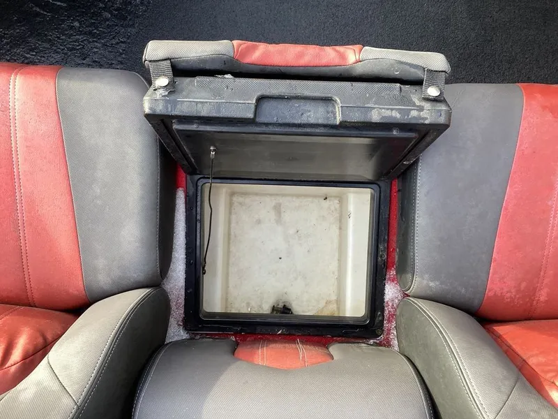 Slide: The Image of Skeeter FX 21 2015 - 19