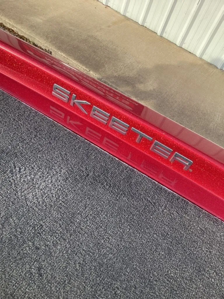 Slide: The Image of Skeeter FX 21 2015 - 29