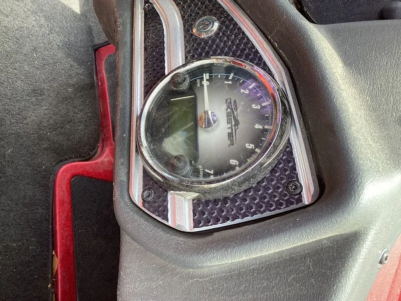 Slide: The Image of Skeeter FX 21 2015 - 38