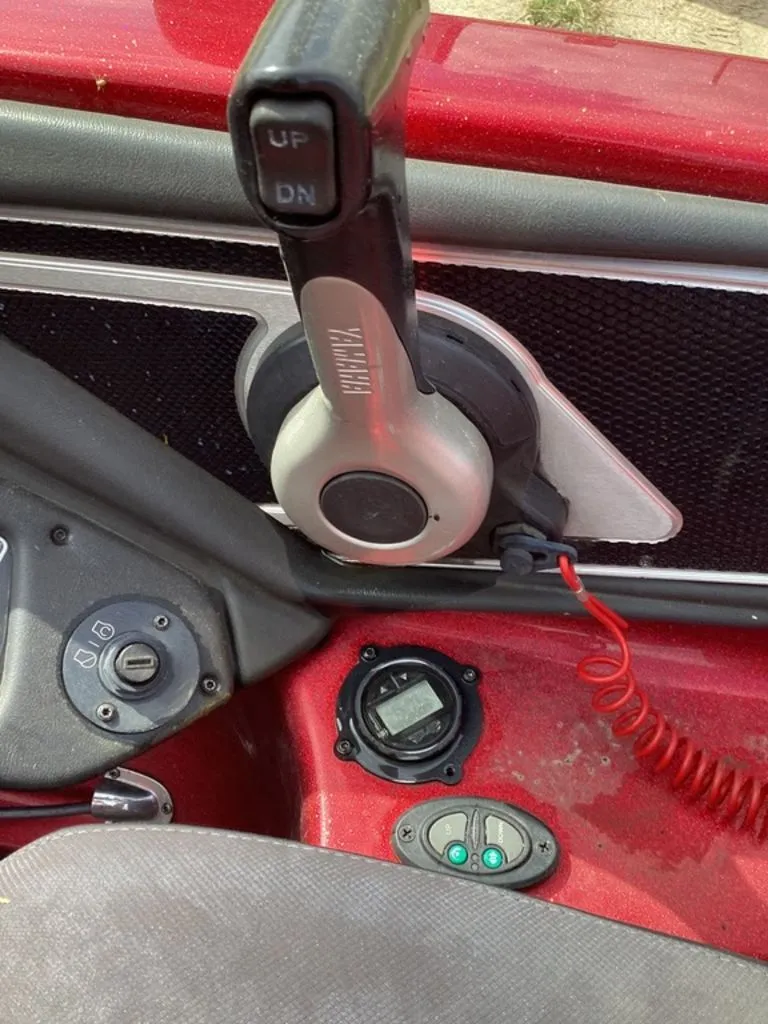 Slide: The Image of Skeeter FX 21 2015 - 40