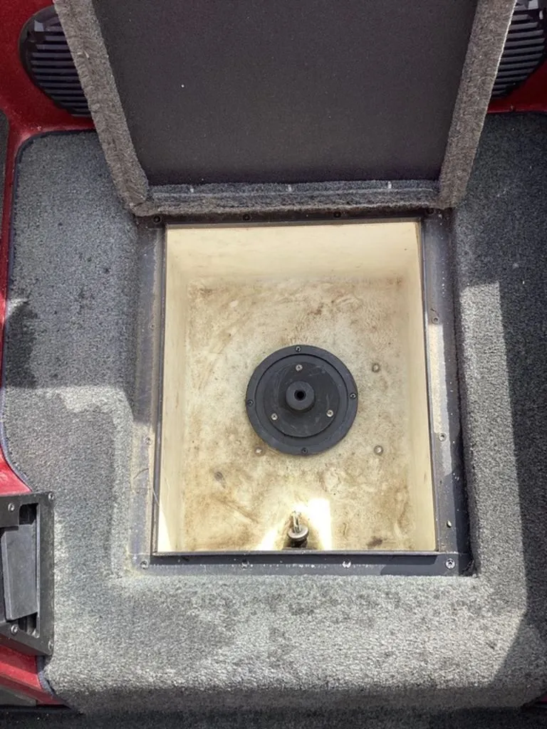 Slide: The Image of Skeeter FX 21 2015 - 43