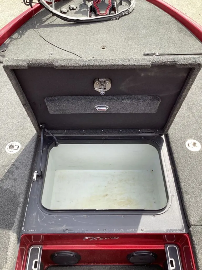 Slide: The Image of Skeeter FX 21 2015 - 44