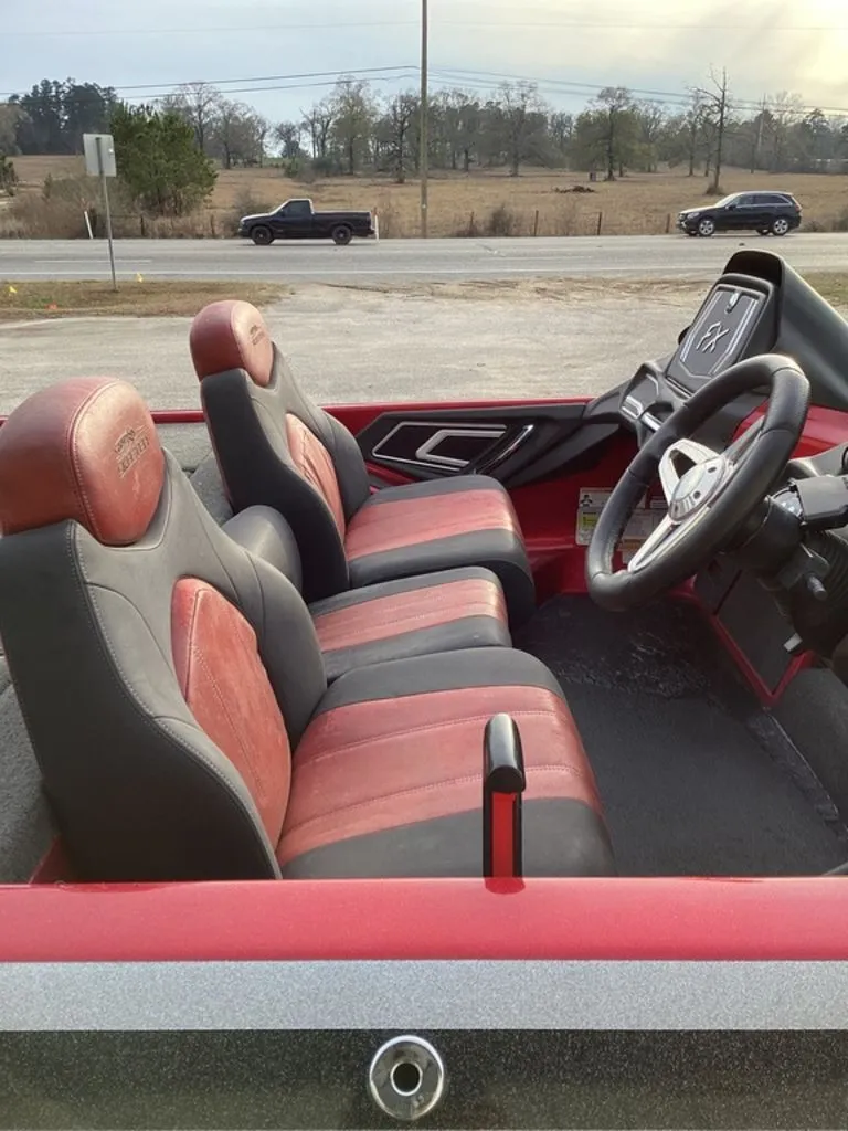 Slide: The Image of Skeeter FX 21 2015 - 7