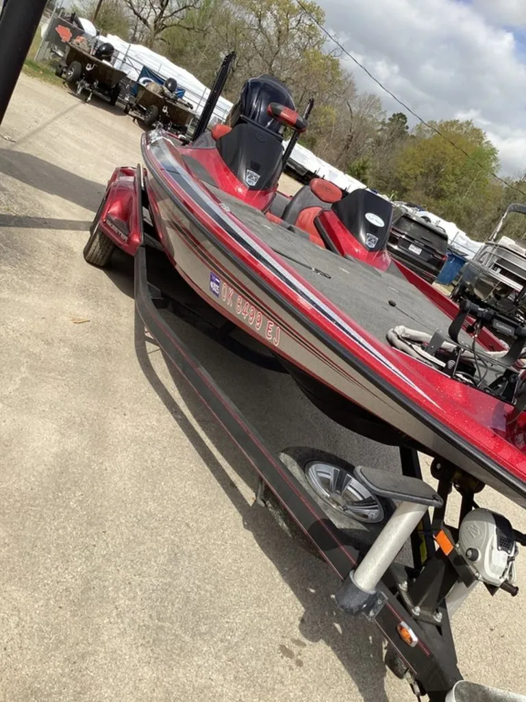 Slide: The Image of Skeeter FX 21 2015 - 74