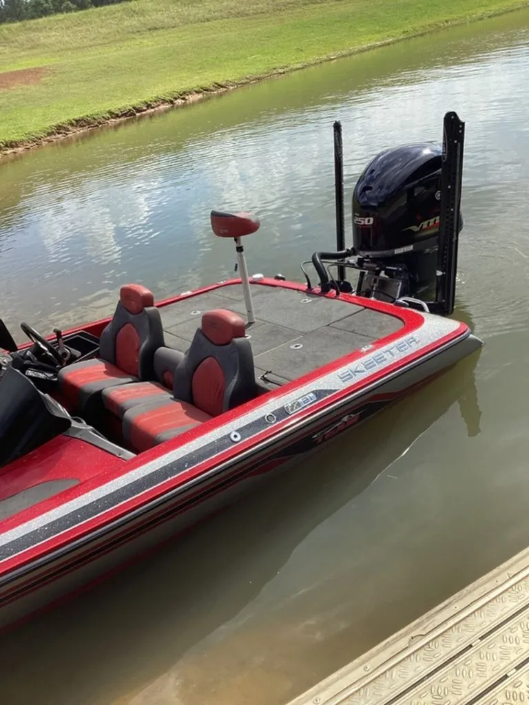 Slide: The Image of Skeeter FX 21 2015 - 79