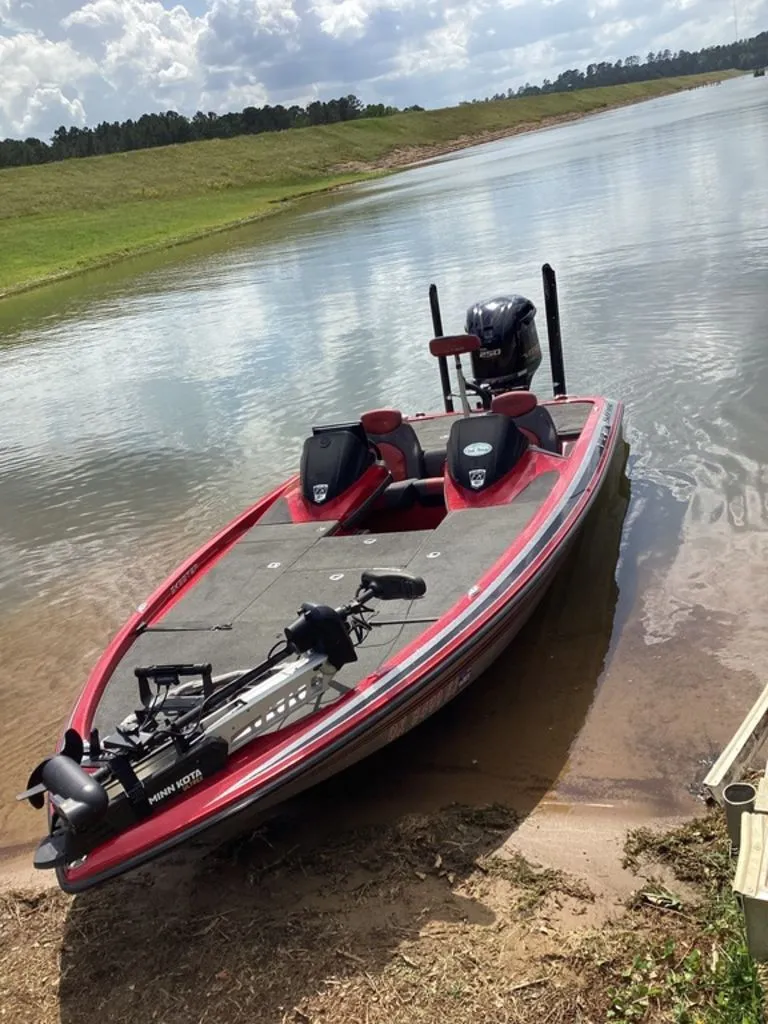 Slide: The Image of Skeeter FX 21 2015 - 80