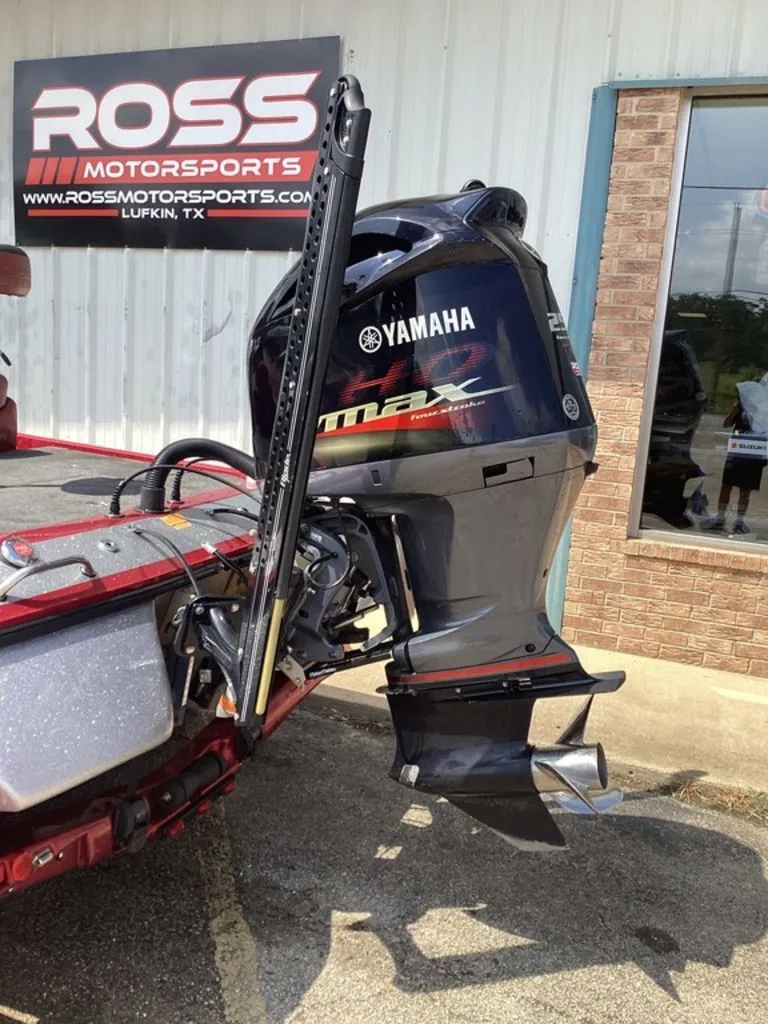 Slide: The Image of Skeeter FX 21 2015 - 84