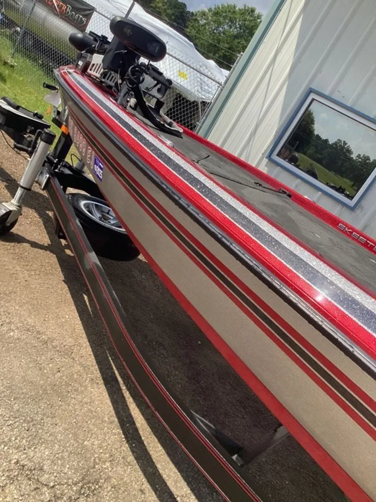 Slide: The Image of Skeeter FX 21 2015 - 88