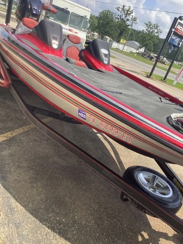 Slide: The Image of Skeeter FX 21 2015 - 91