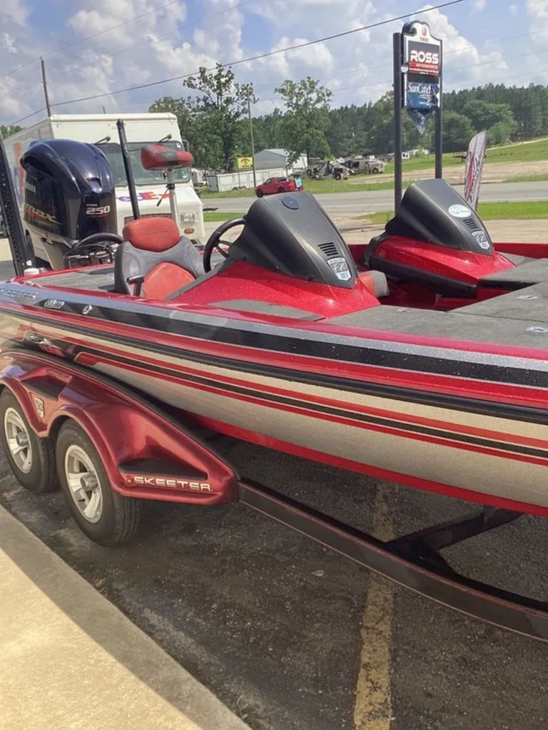 Slide: The Image of Skeeter FX 21 2015 - 92