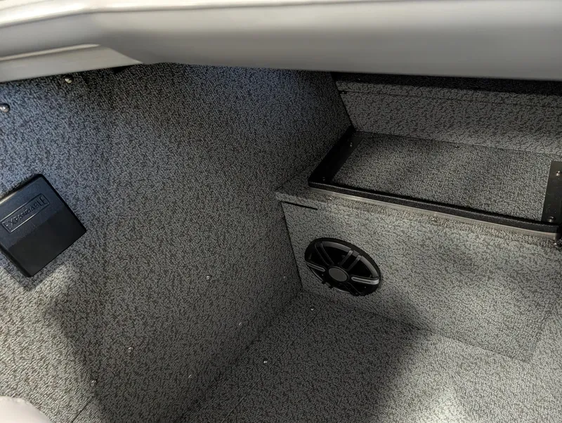 Slide: The Image of Starcraft Fishmaster 196 2026 - 18