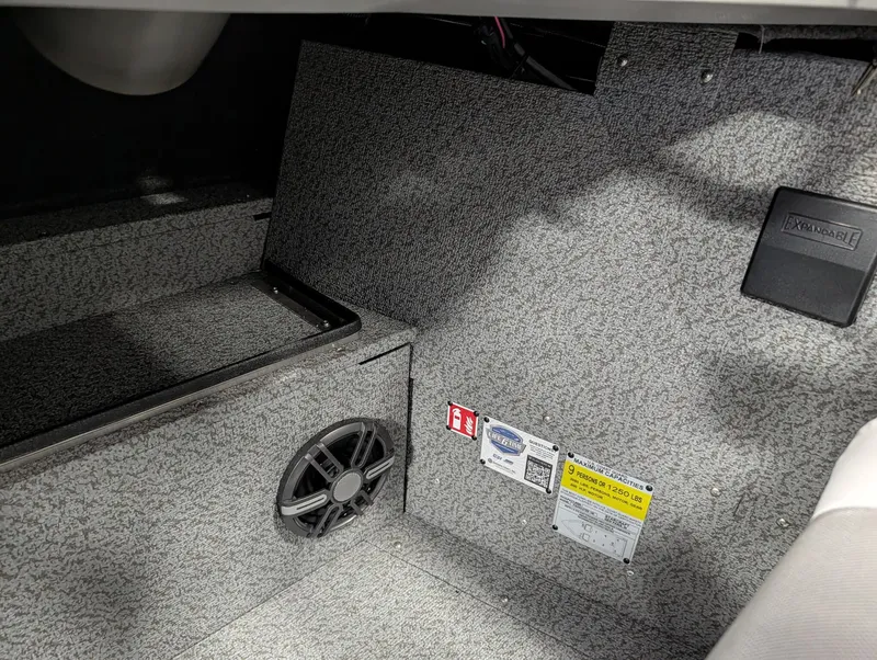 Slide: The Image of Starcraft Fishmaster 196 2026 - 19