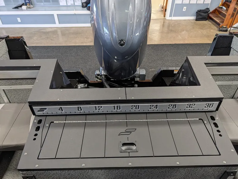 Slide: The Image of Starcraft Fishmaster 196 2026 - 26