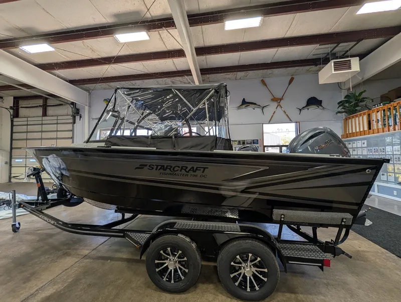 Slide: The Image of Starcraft Fishmaster 196 2026 - 4