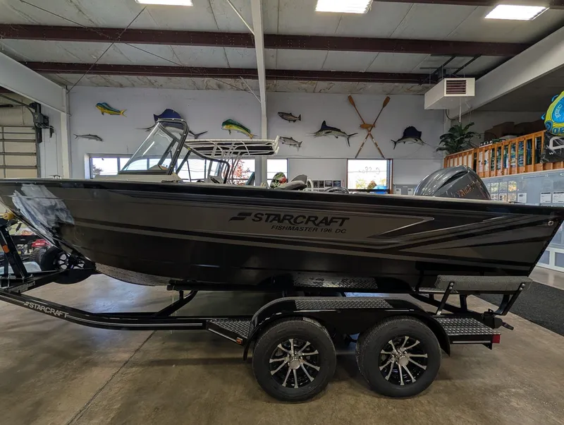 Slide: The Image of Starcraft Fishmaster 196 2026 - 5