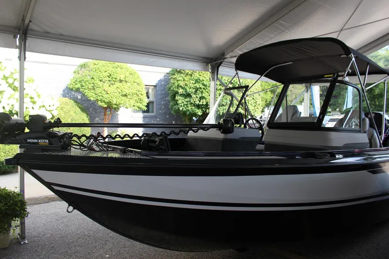 Slide: The Image of Starcraft Mariner 210 XS 2026 - 4