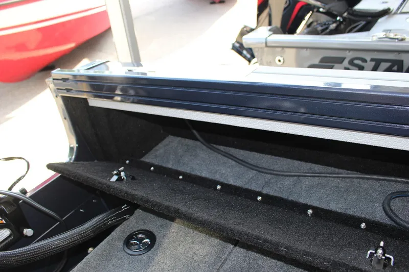 Slide: The Image of Starcraft Mariner 210 XS 2026 - 86