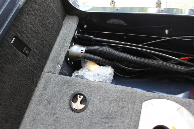 Slide: The Image of Starcraft Mariner 210 XS 2026 - 93