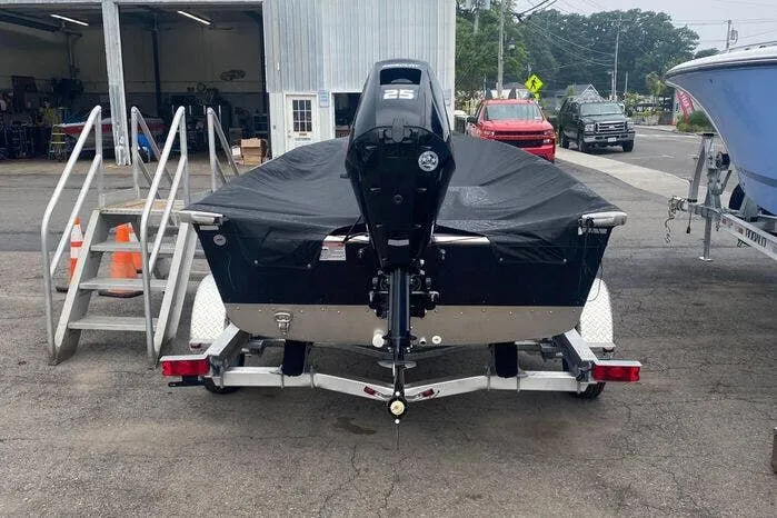 Slide: The Image of Starcraft SF DLX BIG FISH/SEAFARER 2024 - 3