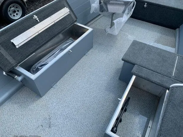 Slide: The Image of Starcraft SF DLX BIG FISH/SEAFARER 2024 - 9