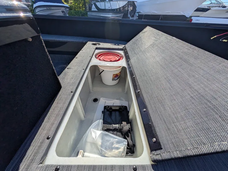 Slide: The Image of Starcraft Starfire 166 SC Midnight Edition 2026 - 10