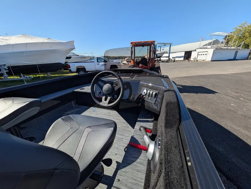 Slide: The Image of Starcraft Starfire 166 SC Midnight Edition 2026 - 12