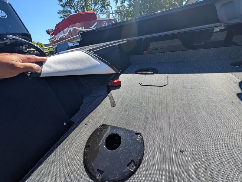 Slide: The Image of Starcraft Starfire 166 SC Midnight Edition 2026 - 15