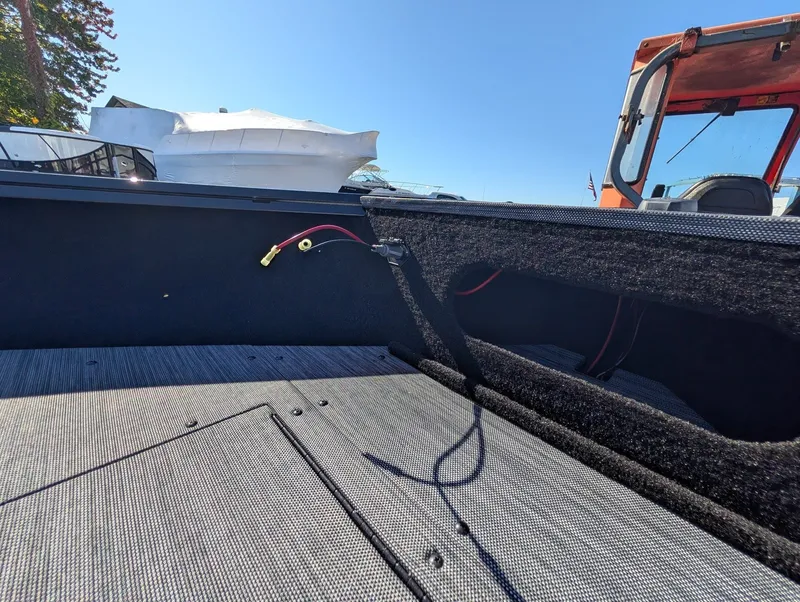 Slide: The Image of Starcraft Starfire 166 SC Midnight Edition 2026 - 8