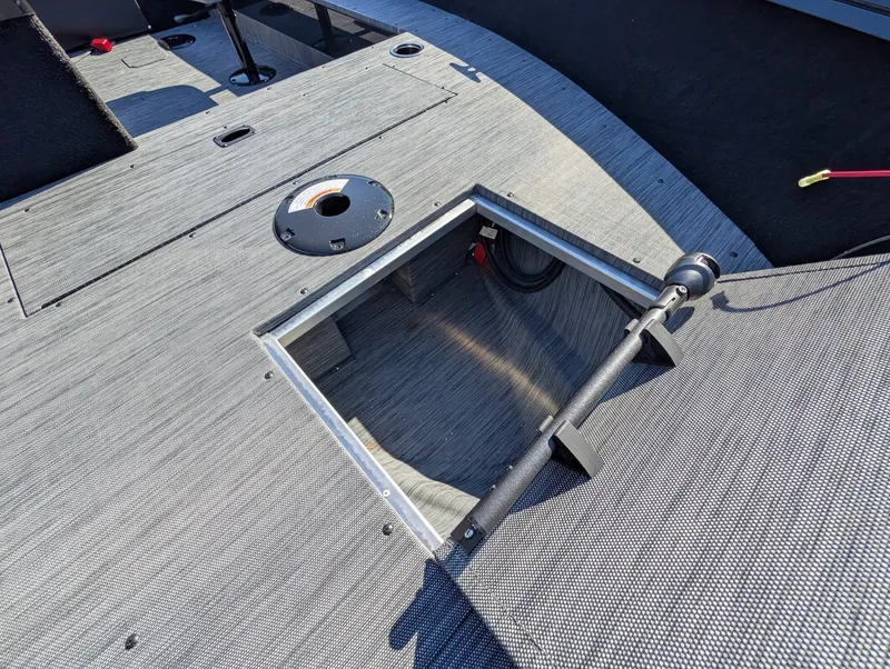 Slide: The Image of Starcraft Starfire 166 SC Midnight Edition 2026 - 9