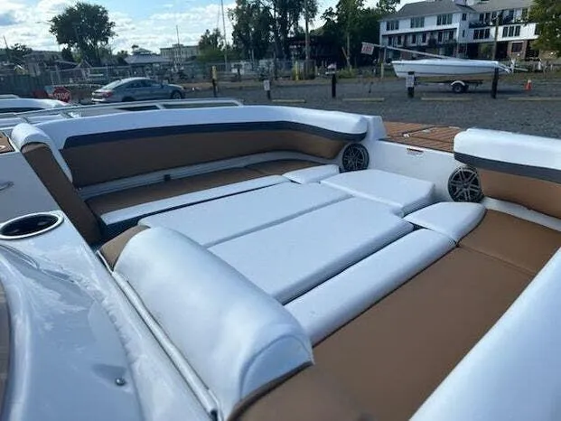 Slide: The Image of Starcraft SVX 211 OB 2024 - 9