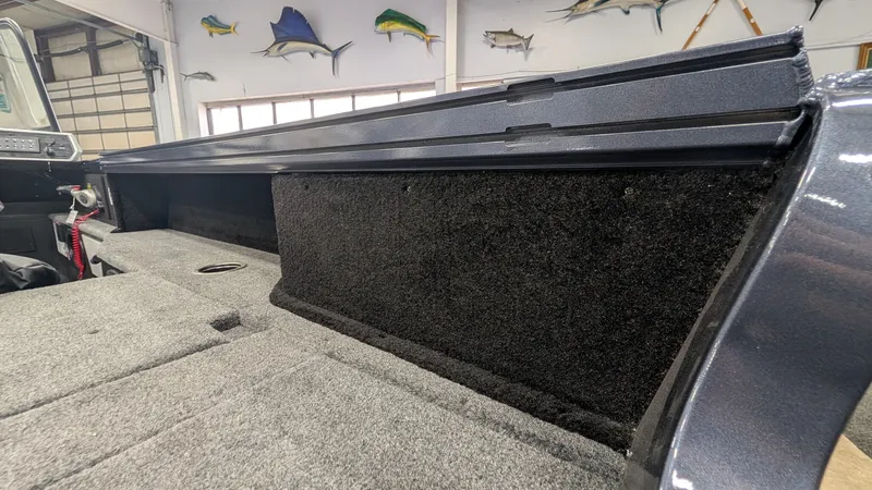 Slide: The Image of Starcraft Titan 190 FXS 2026 - 13