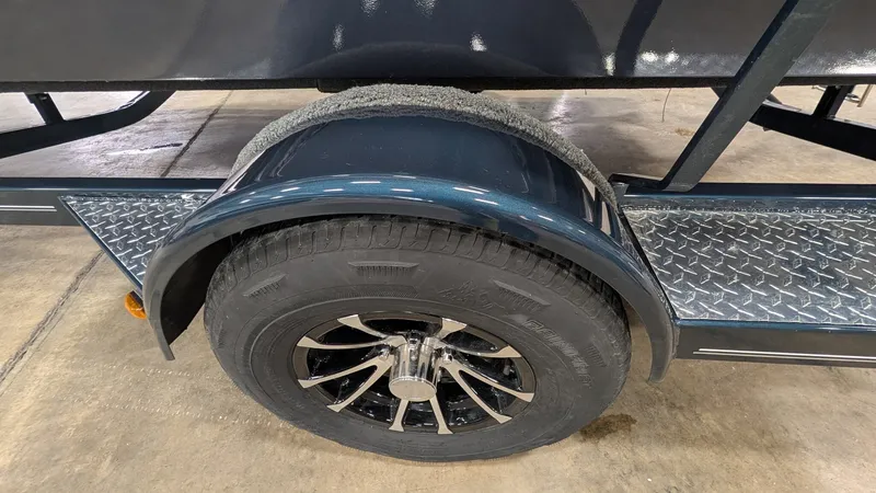 Slide: The Image of Starcraft Titan 190 FXS 2026 - 16