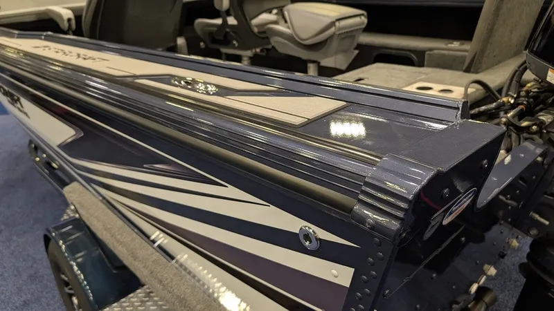 Slide: The Image of Starcraft TITAN 190 FXS 2026 - 3