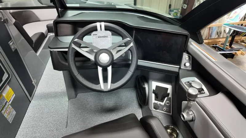 Slide: The Image of MasterCraft XT22 2026 - 21