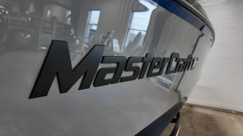 Slide: The Image of MasterCraft XT22 2026 - 4