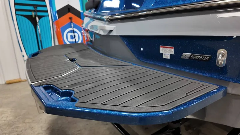 Slide: The Image of MasterCraft XT22 2026 - 51