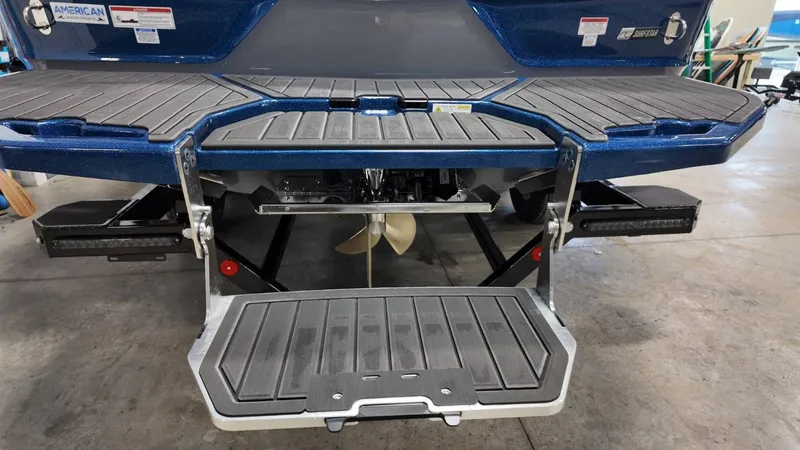 Slide: The Image of MasterCraft XT22 2026 - 54