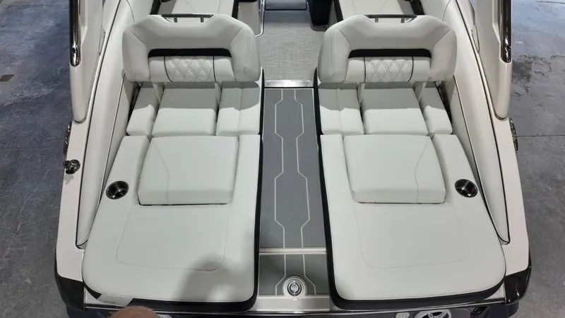 Slide: The Image of Regal LS4 2026 - 55