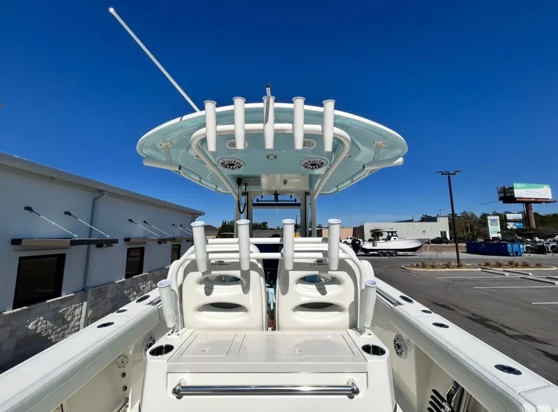 Slide: The Image of Cobia 285CC 2026 - 19