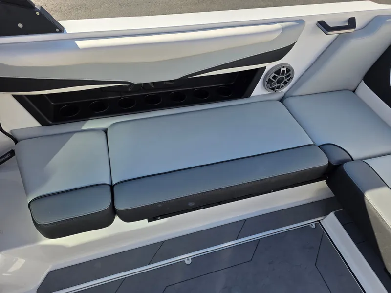 Slide: The Image of Axis Wake Research T23 2022 - 13