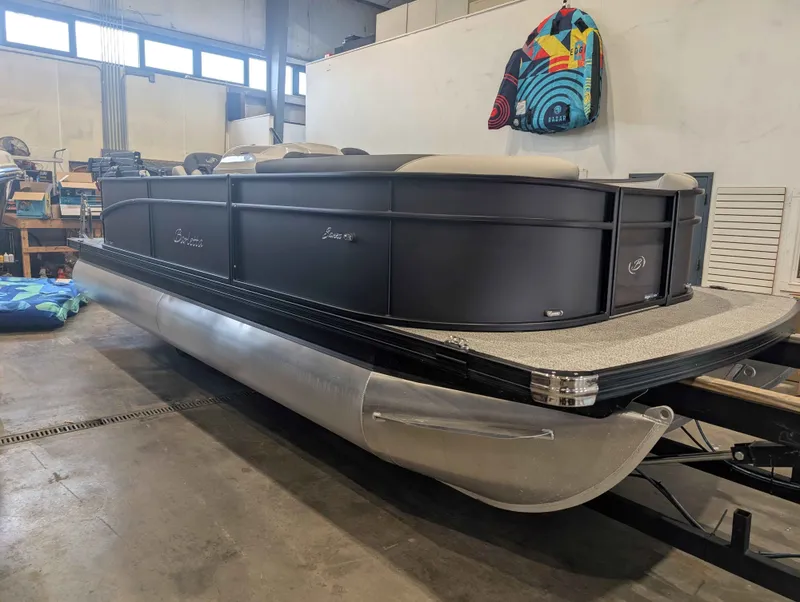 Slide: The Image of Barletta SANZA S22QC/TT 2026 - 18