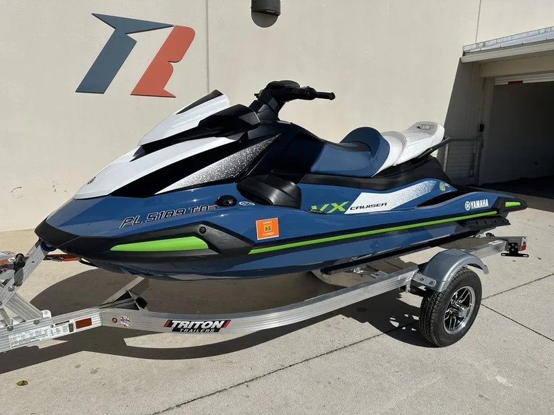 Slide: The Image of Yamaha VX Cruiser® with Audio 2024 - 12