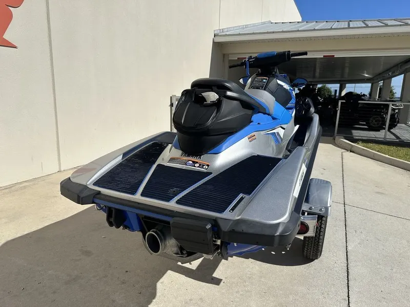 Slide: The Image of Yamaha EX Deluxe 2020 - 10