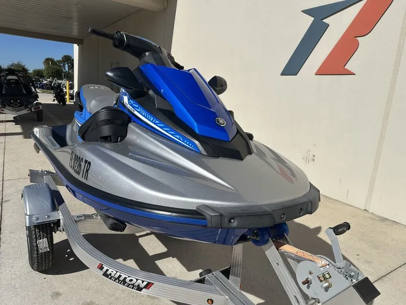 Slide: The Image of Yamaha EX Deluxe 2020 - 3