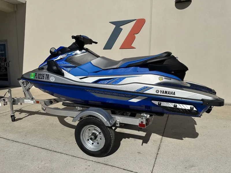 Slide: The Image of Yamaha EX Deluxe 2020 - 7