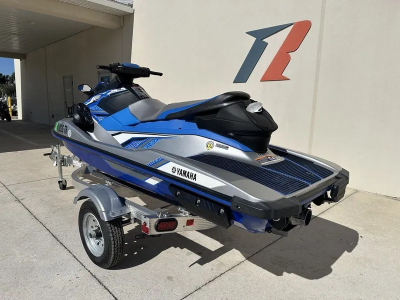 Slide: The Image of Yamaha EX Deluxe 2020 - 8