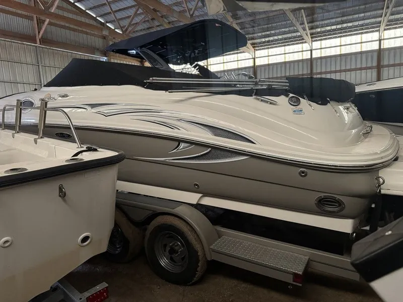 Slide: The Image of Sea Ray 240 Sundeck 2006 - 1