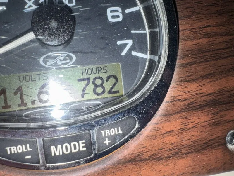 Slide: The Image of Sea Ray 240 Sundeck 2006 - 7