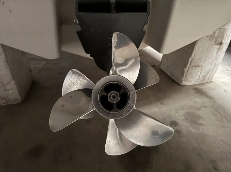 Slide: The Image of Chaparral 256 SSi 2005 - 14