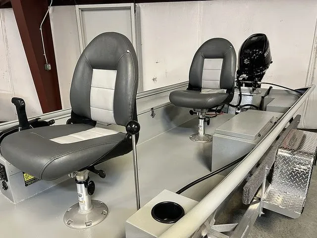 Slide: The Image of Xtreme Boats River Skiff1542ss 2026 - 6